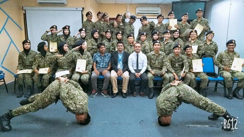 majlis penyampaian sijil penghargaan askar wataniah kolej mutiara 6 20180816 1580762224